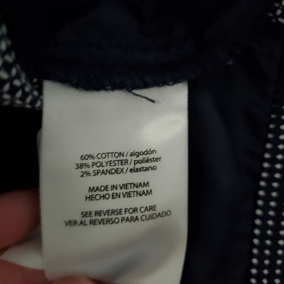 The Limited Size 8 shorts. Navy and white. - Picture 7 of 7